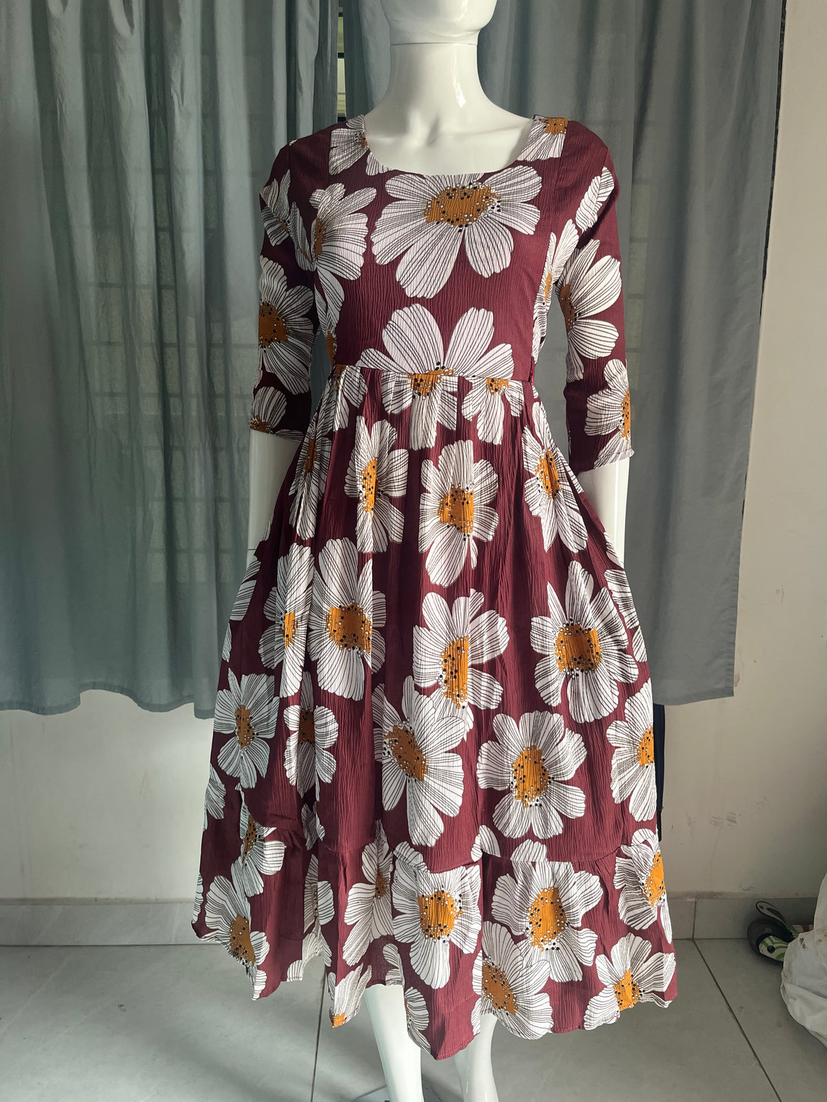 Delta crush maroon flower